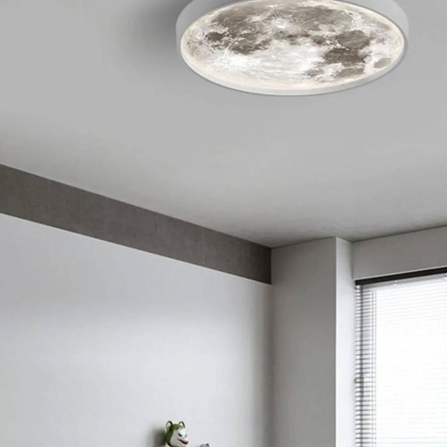 Modern White Moon-Design LED Wall Light
