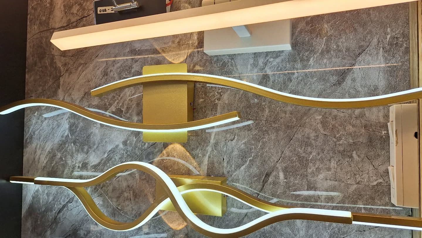 Modern Gold Wave LED Wall Light