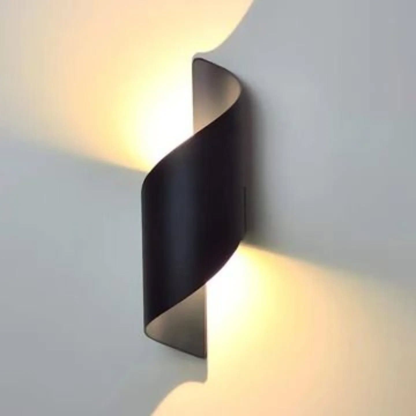 Modern Black Metal Curved Wall Light