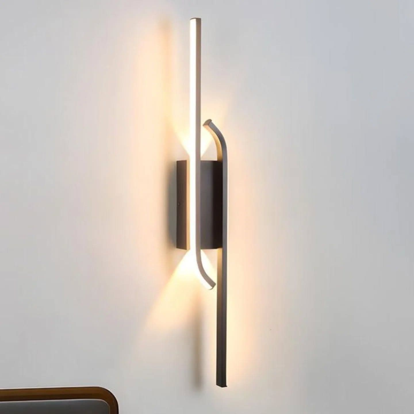 Modern Black Curved LED Wall Light