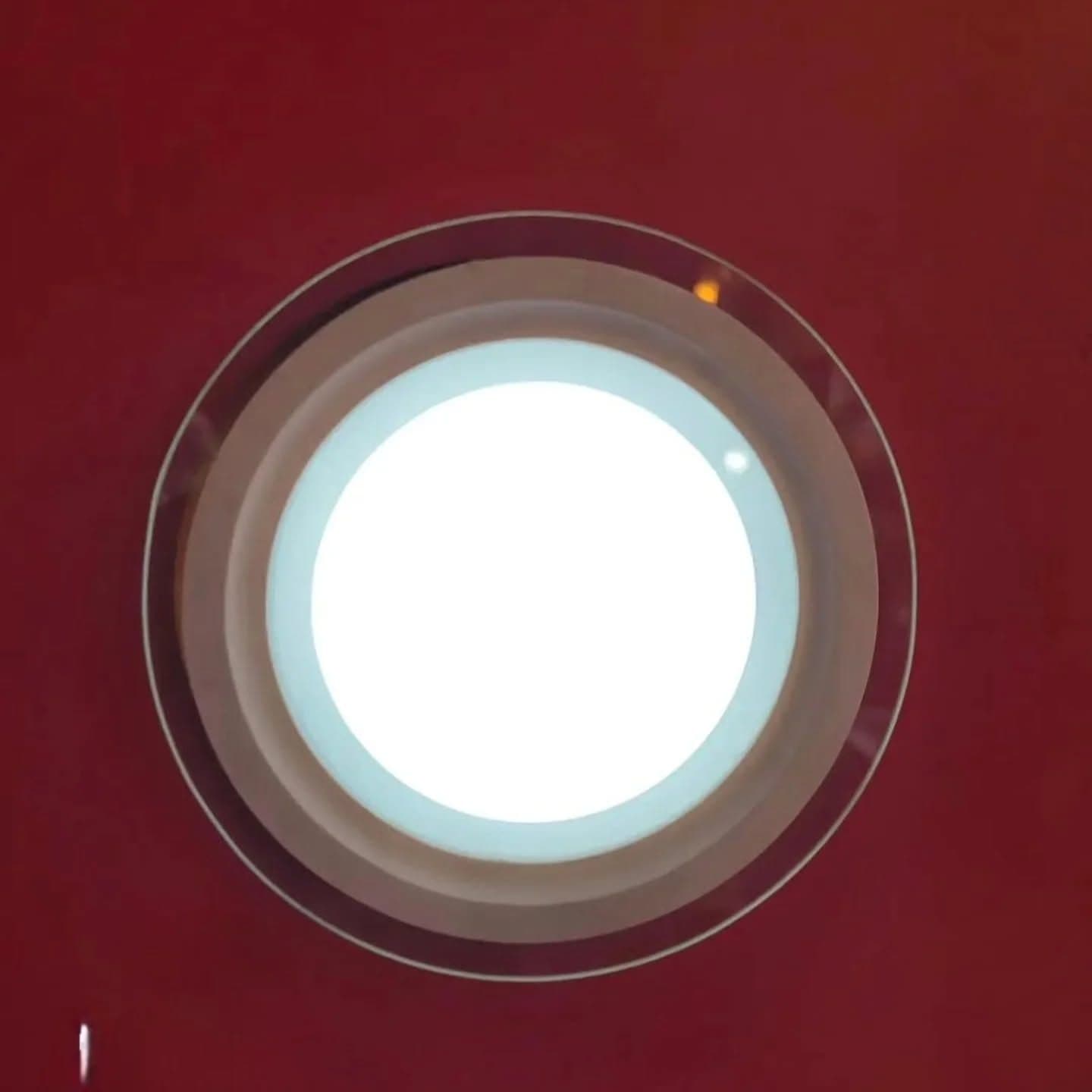 Modern White Recessed Gypsum Downlighter with Integrated LED - 7W