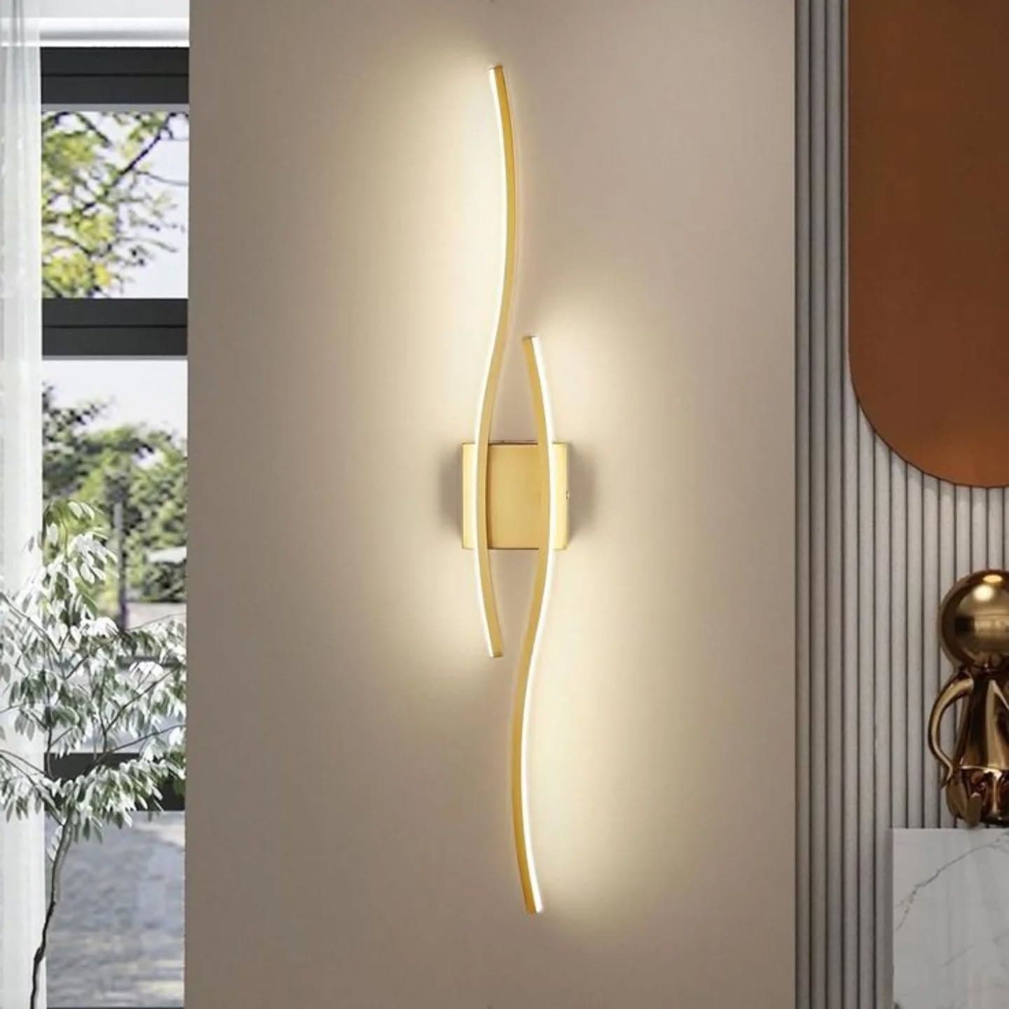 Modern Gold Curved LED Wall Light - Large