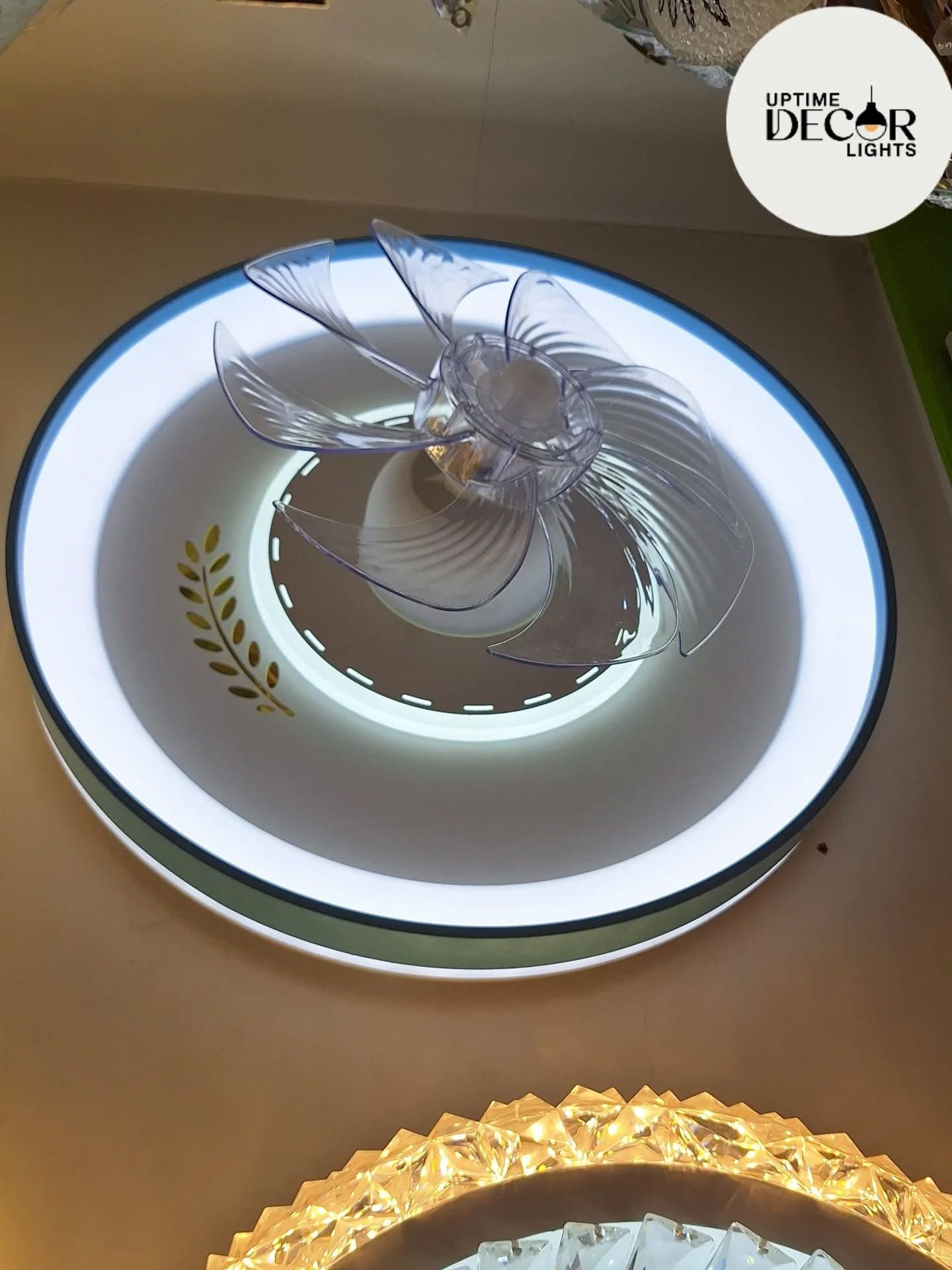 Modern White Leaf-Design Ceiling Light with Fan & Integrated LEDs