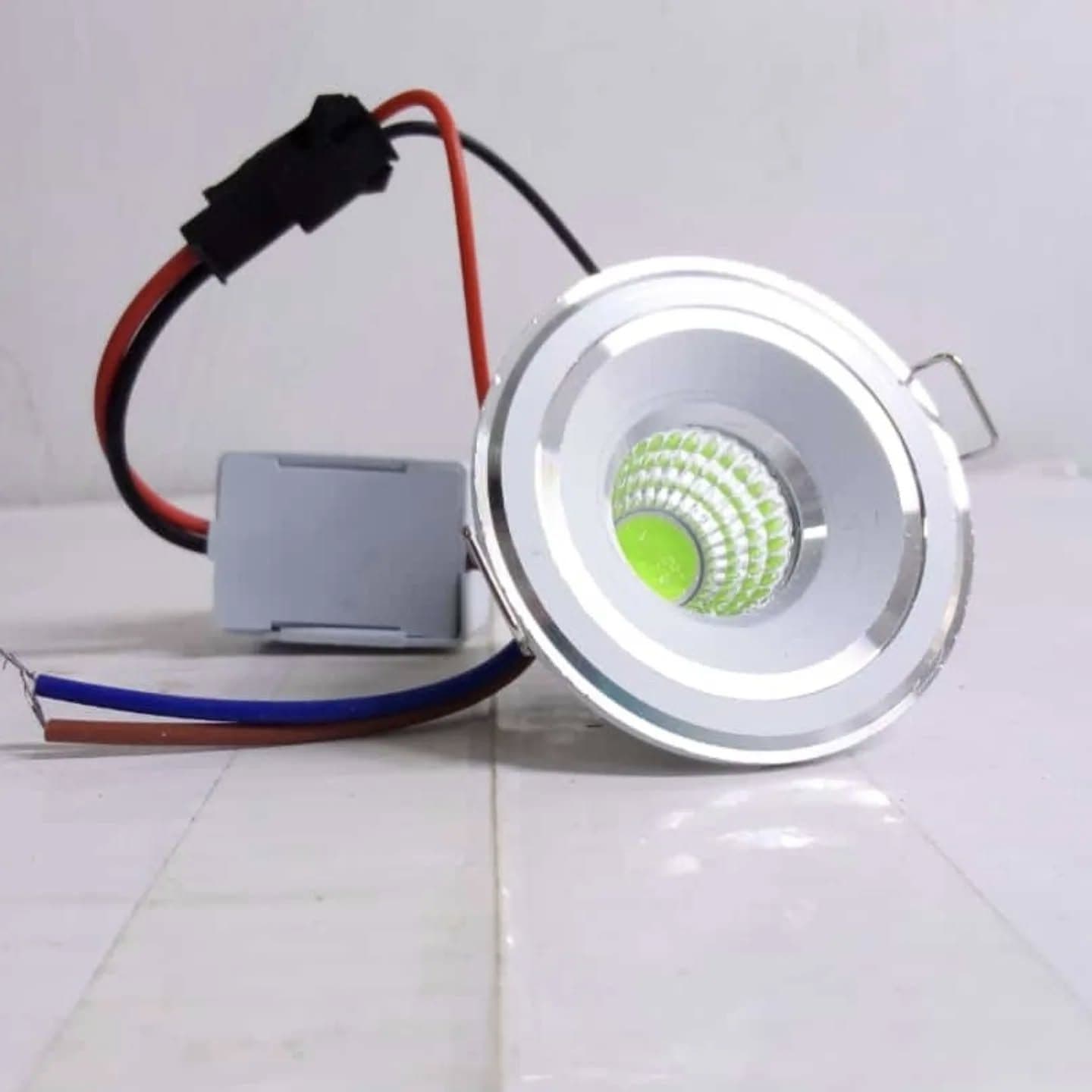 Modern Recessed LED Cabinet Downlighter in White & Silver
